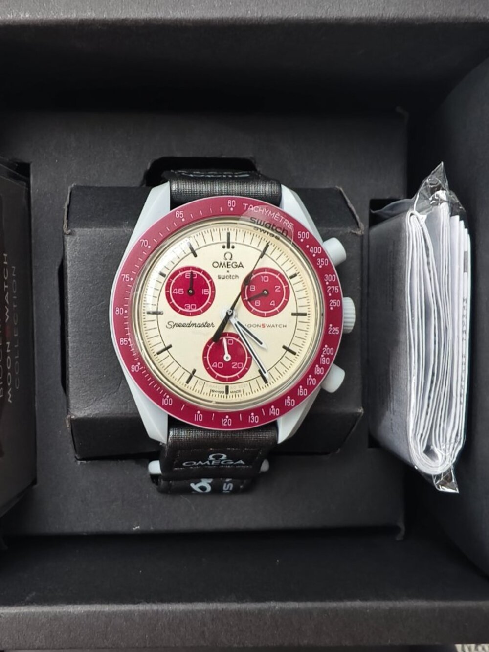 🍬🍬🍬Swatch x Omega MoonSwatch Mission to Pluto Watch
